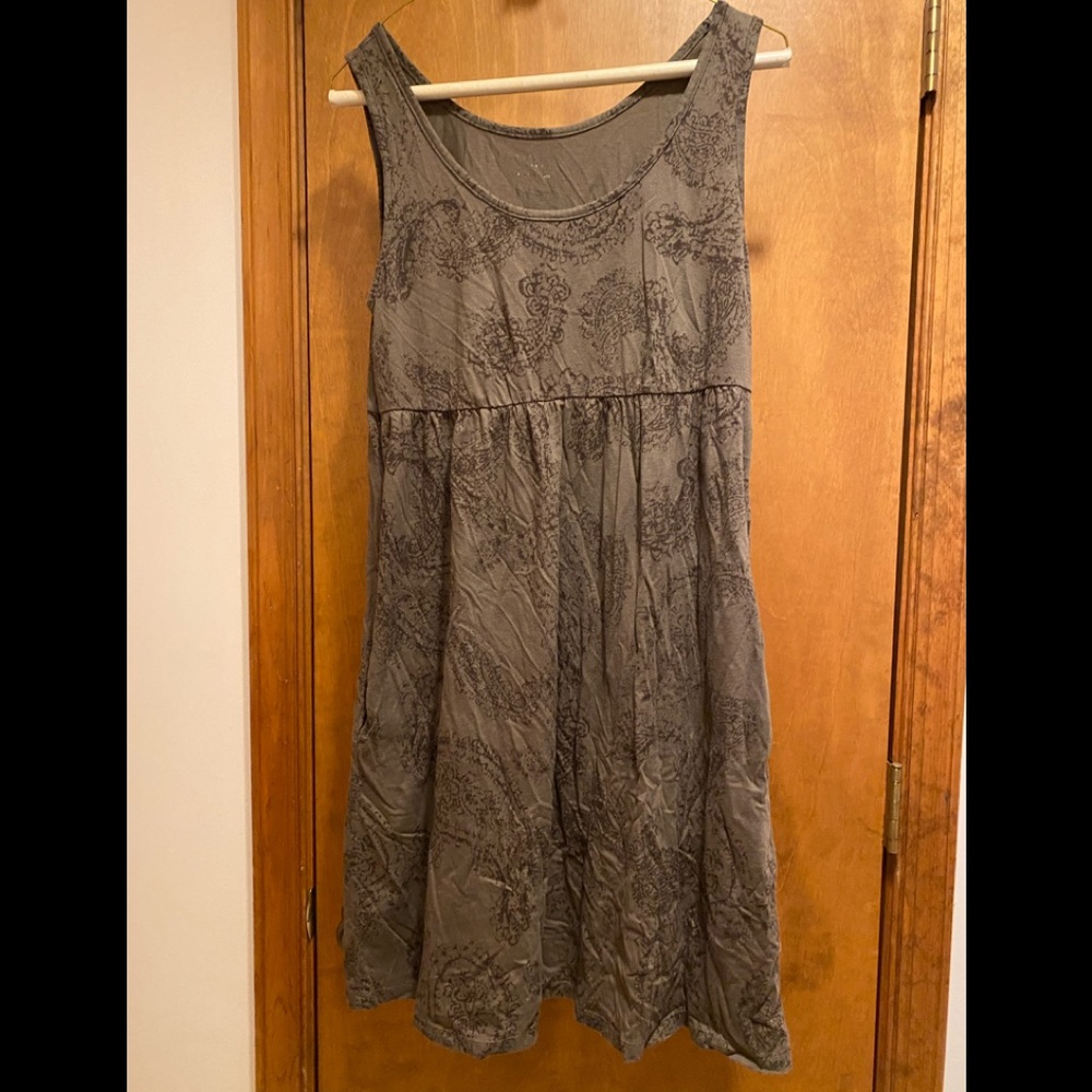 Sonoma brown paisley sleeveless midi dress large